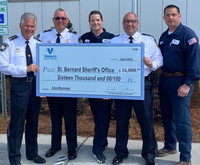 SBSO RECEIVES DONATION FROM VALERO