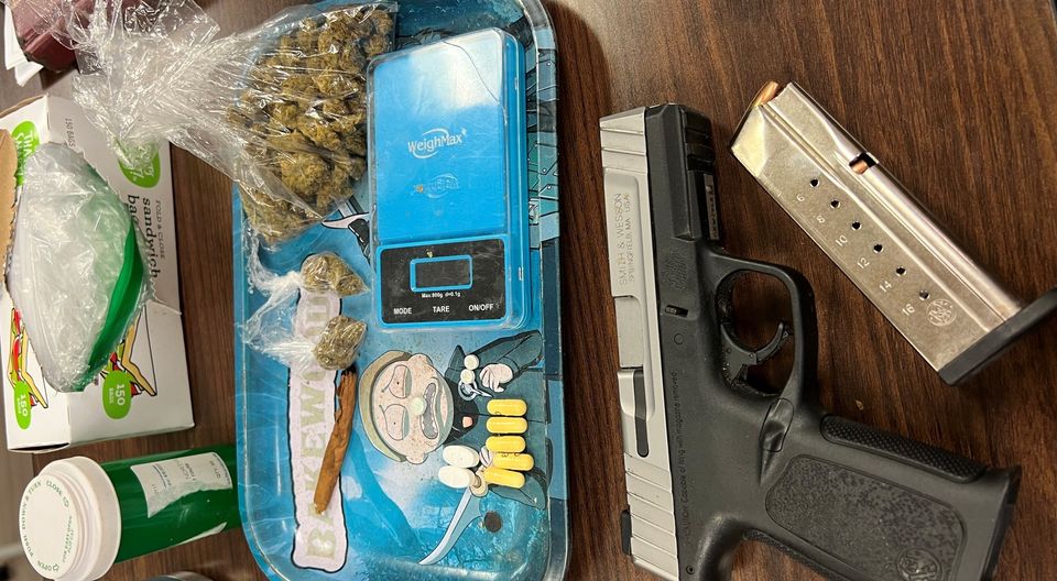 SBSO ARRESTS NEW ORLEANS WOMAN ON NARCOTICS, WEAPONS CHARGES