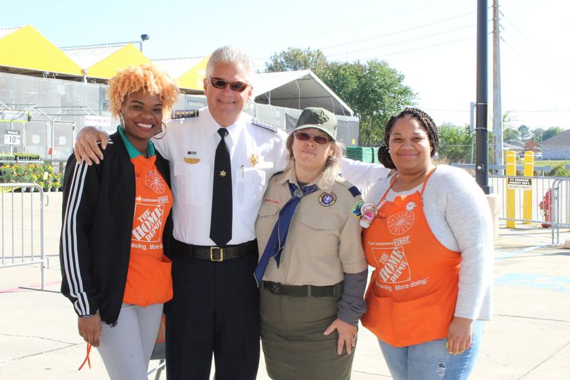 St. Bernard Sheriff’s Office participates in Home Depot Kids Safety Day