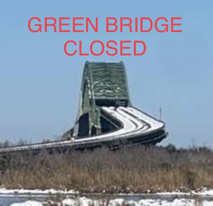 TRAFFIC ALERT: GREEN BRIDGE REMAINS CLOSED 

According to the Louisiana Department of Transportatio