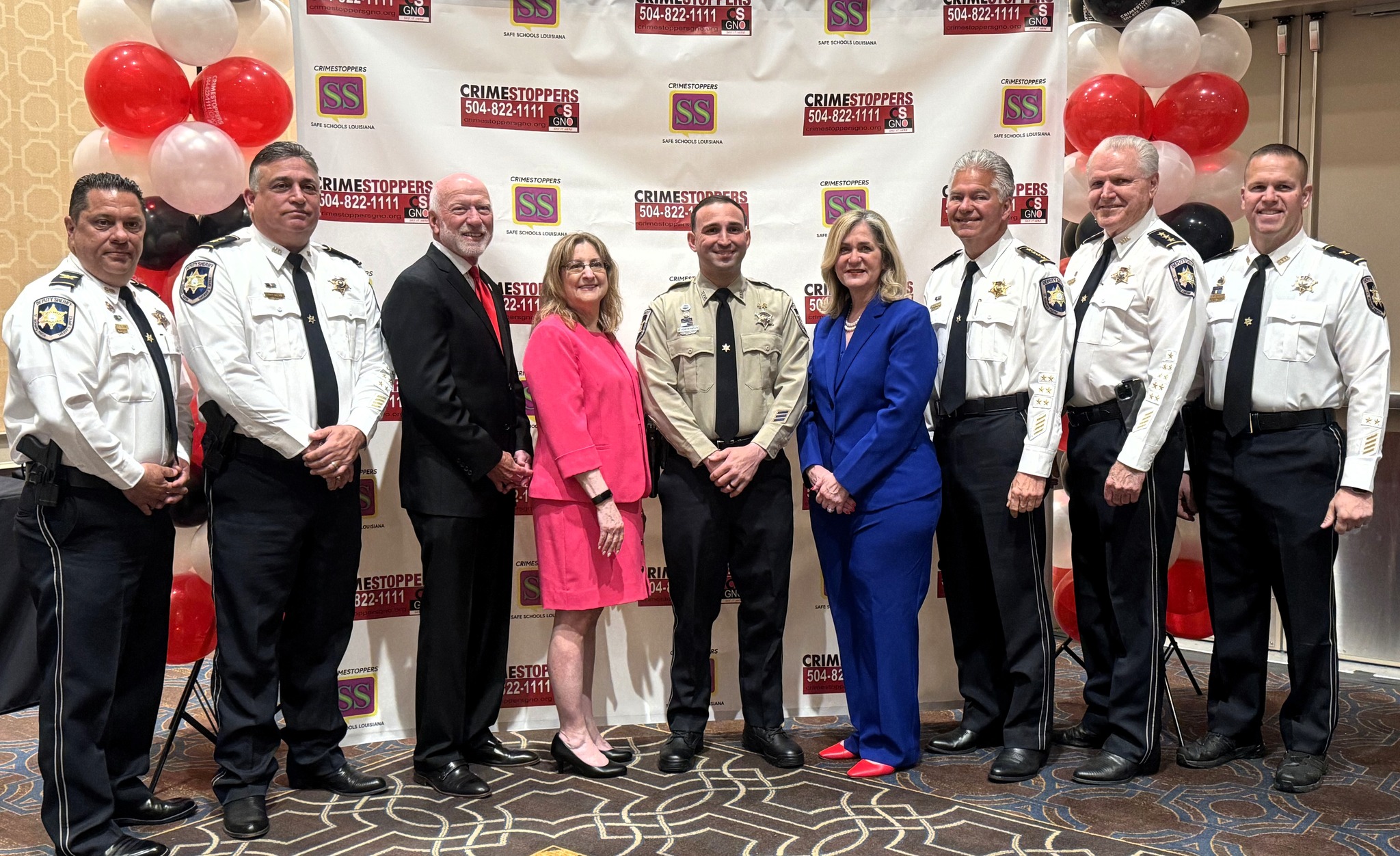 SBSO AGENT RICHARD SCHEUERMANN RECEIVES CRIMESTOPPERS OUTSTANDING SERVICE AWARD 

St. Bernard Sheri