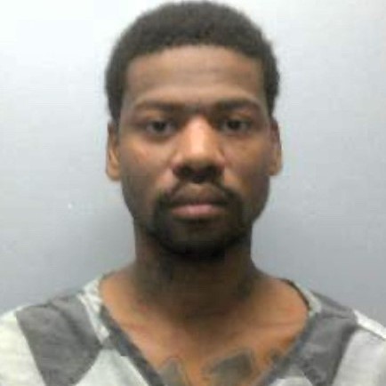 SBSO ARRESTS MAN WANTED ON OUTSTANDING WARRANTS AFTER HE FLED FROM DEPUTIES 

The St. Bernard Sheri