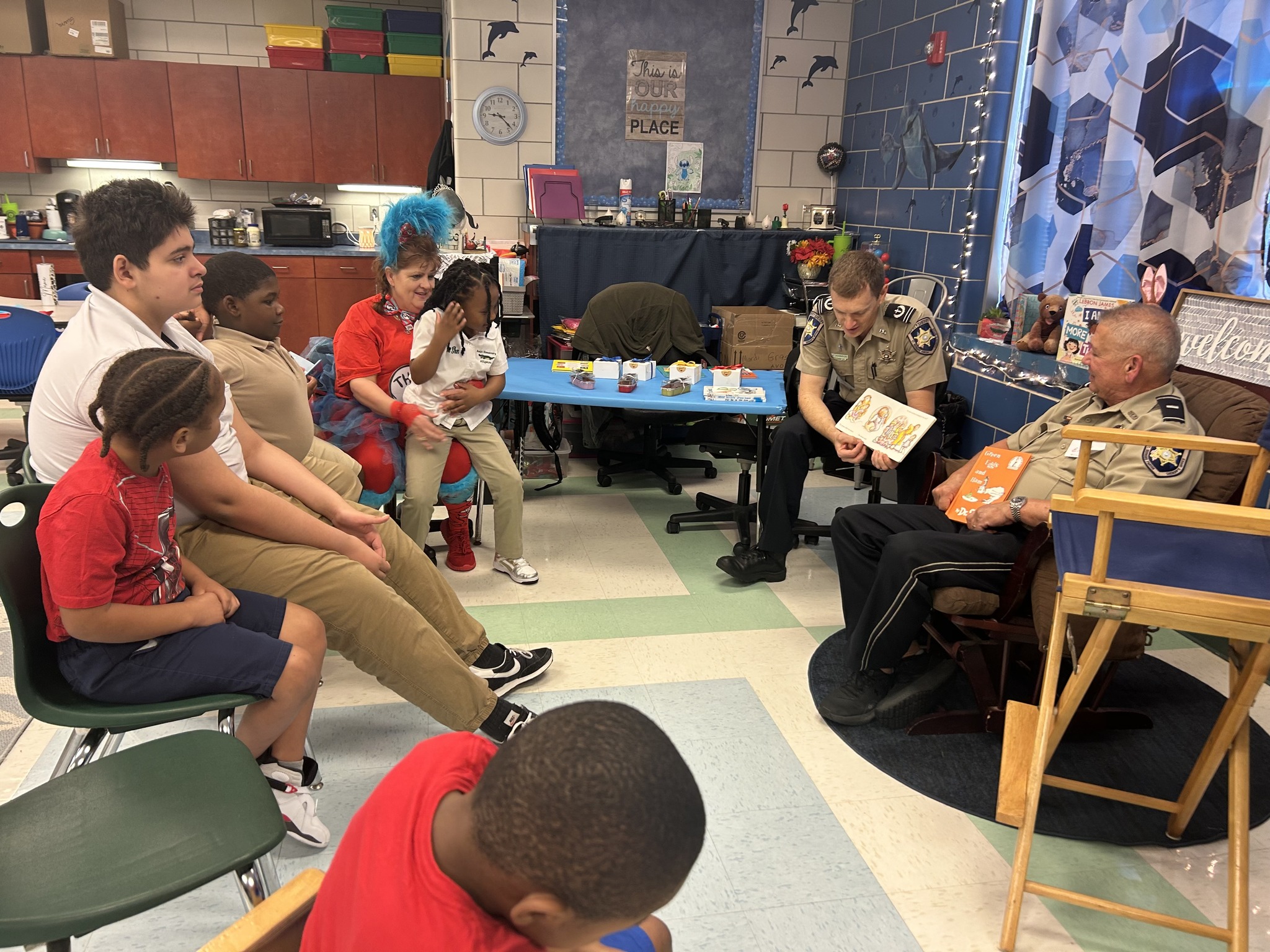 SBSO PARTICIPATES IN ARABI ELEMENTARY LITERACY WEEK 

The St. Bernard Sheriff’s Office had several