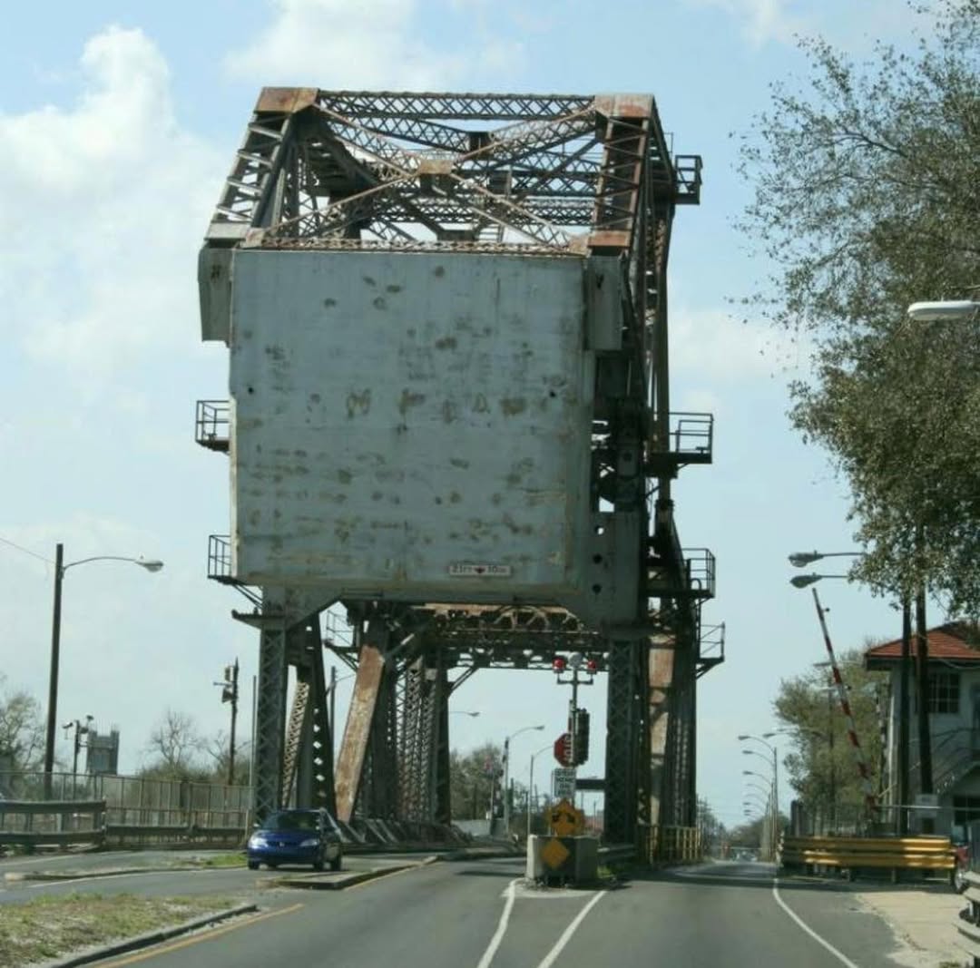 TRAFFIC UPDATE: ST. CLAUDE AVENUE BRIDGE REOPENED
